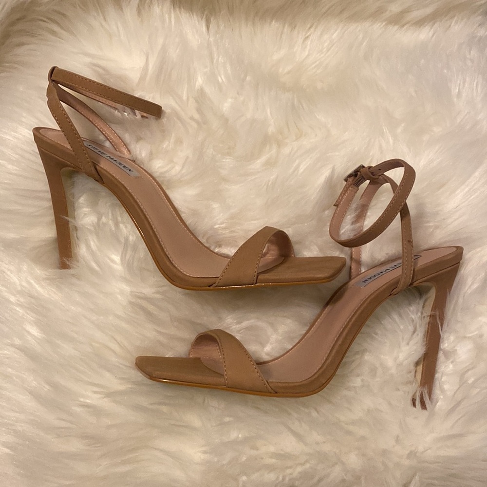 Steve Madden Squared toe heeled sandals